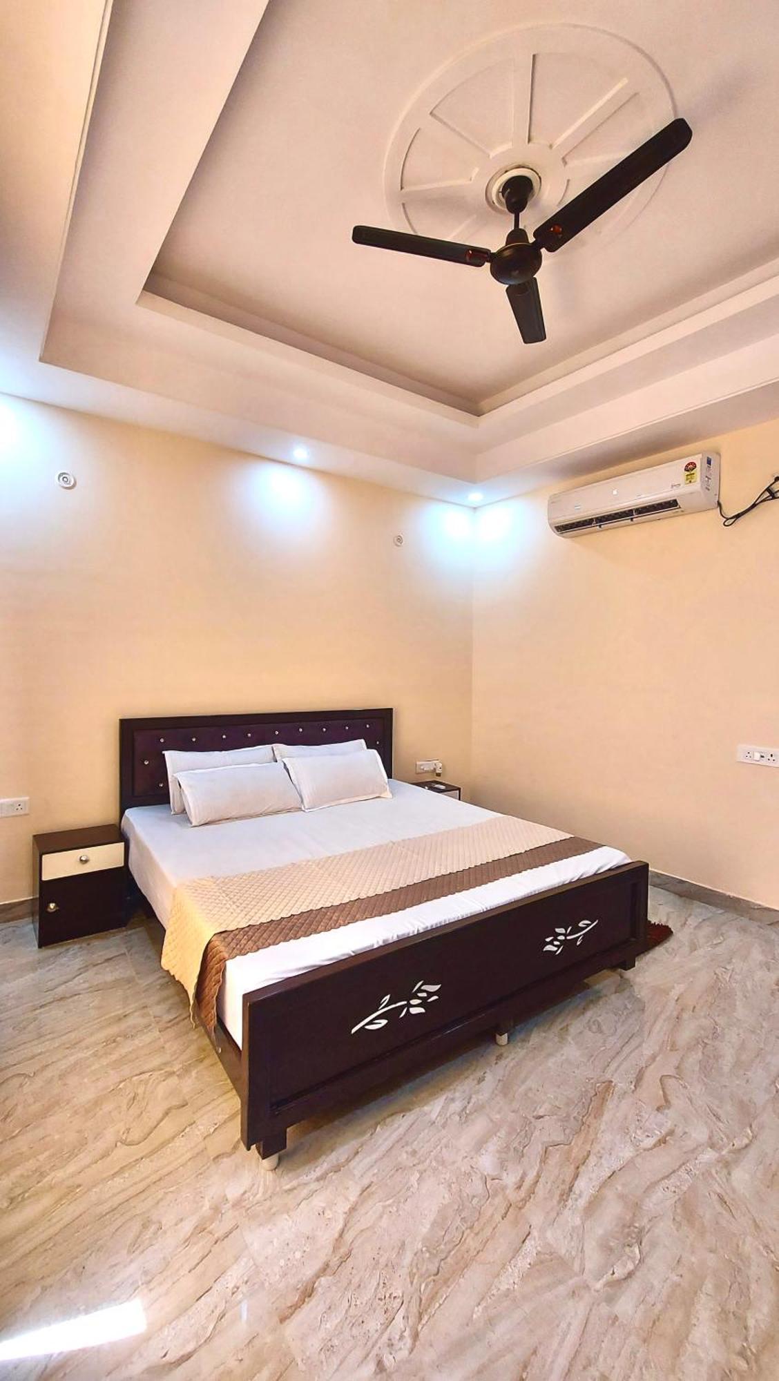 Ramalayam Inn Ayodhya Bagian luar foto
